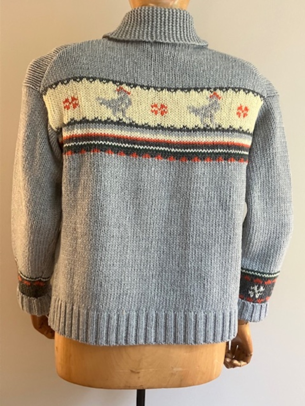 Toad&Co Nitsa Cardigan, Gray with Chickens Small NEW - Picture 3 of 4